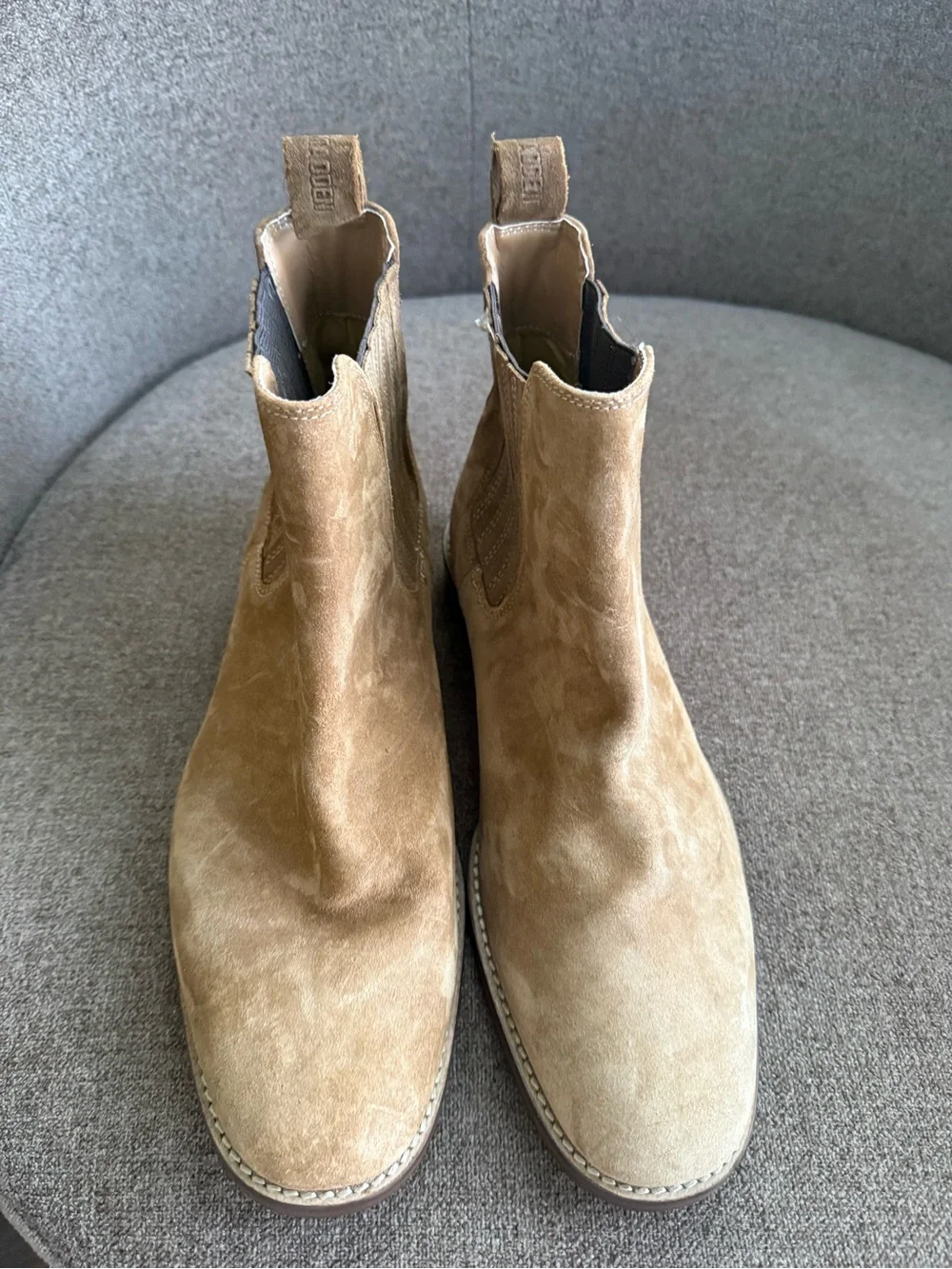 Steve Madden suede chukka